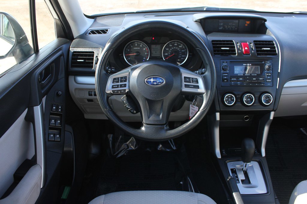 Used 2015 Subaru Forester 2.5i Premium w/ All-Weather Package AWD/4WD image 10