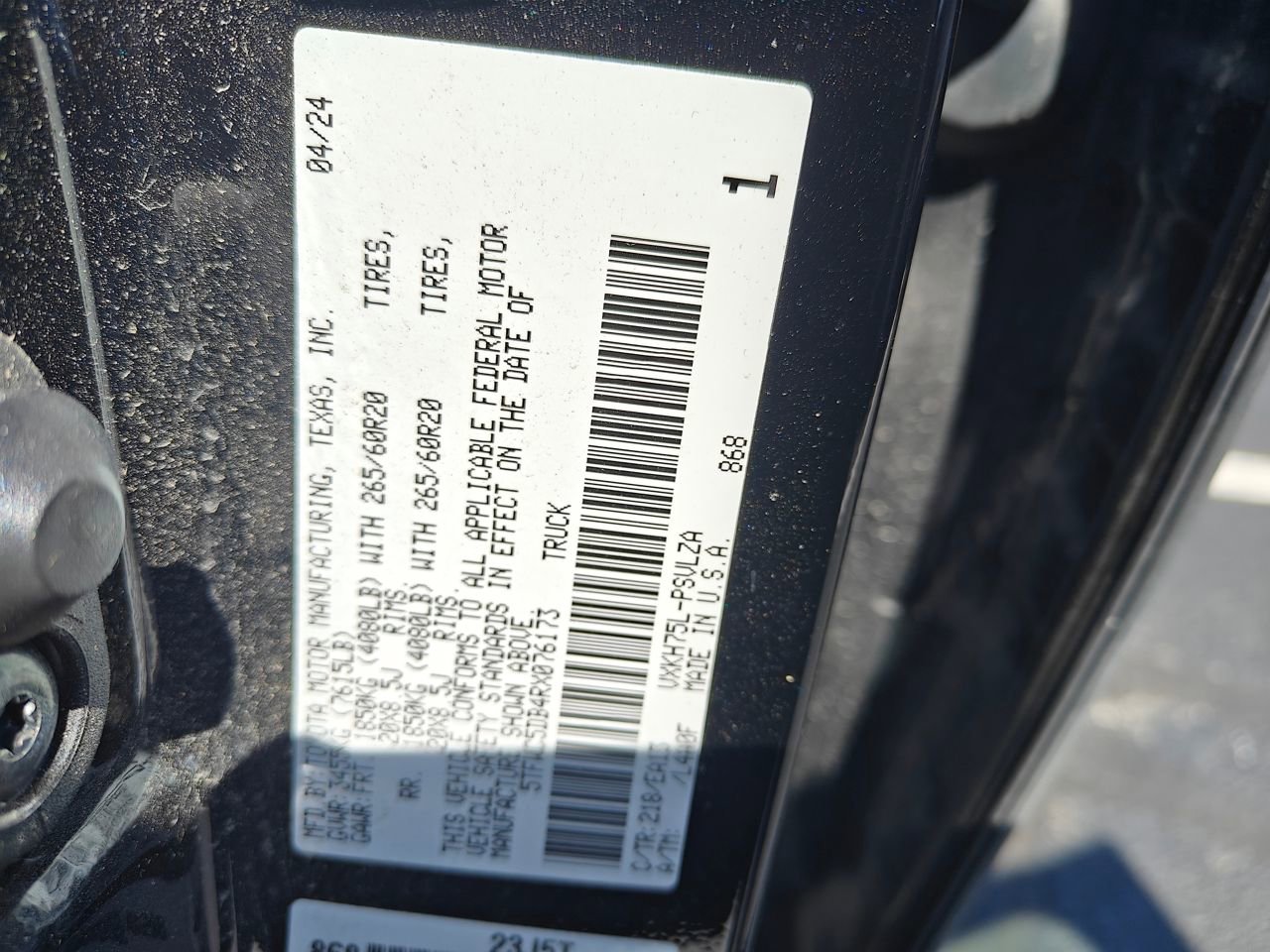 Used 2024 Toyota Tundra Limited w/ TRD Off-Road Package AWD/4WD image 4