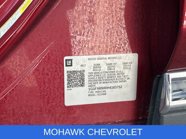 Used 2017 Chevrolet Bolt Premier w/ Driver Confidence II Package FWD image 33