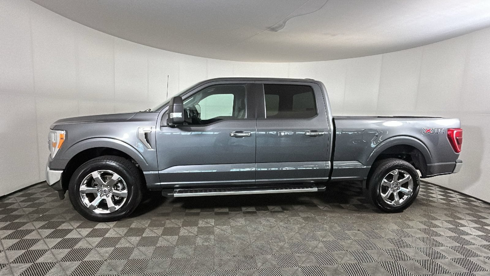 Used 2023 Ford F150 XLT w/ Max Trailer Tow Package AWD/4WD image 6