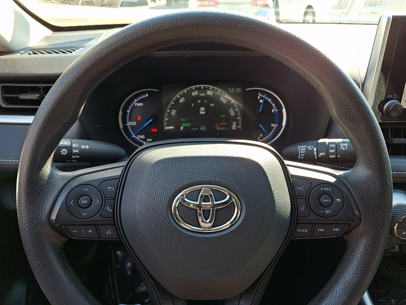 Used 2024 Toyota RAV4 XLE AWD/4WD image 20