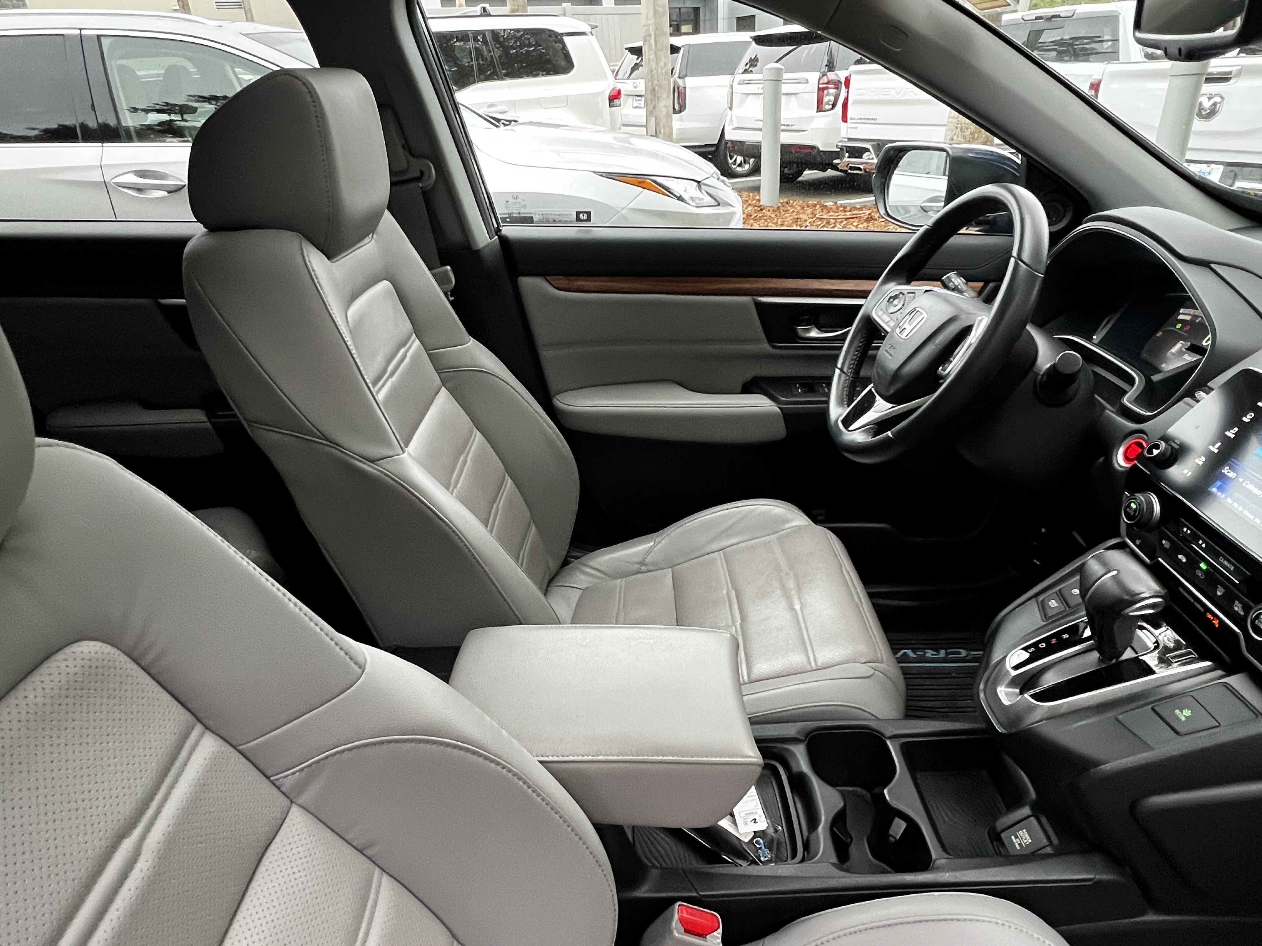 Used 2017 Honda CR-V Touring image 47