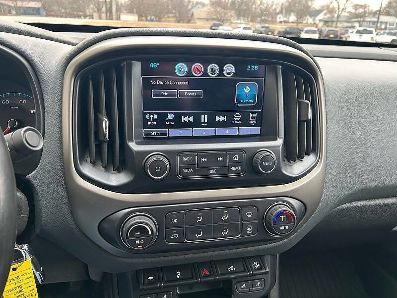 Used 2016 Chevrolet Colorado Z71 w/ Z71 Midnight Edition AWD/4WD image 79