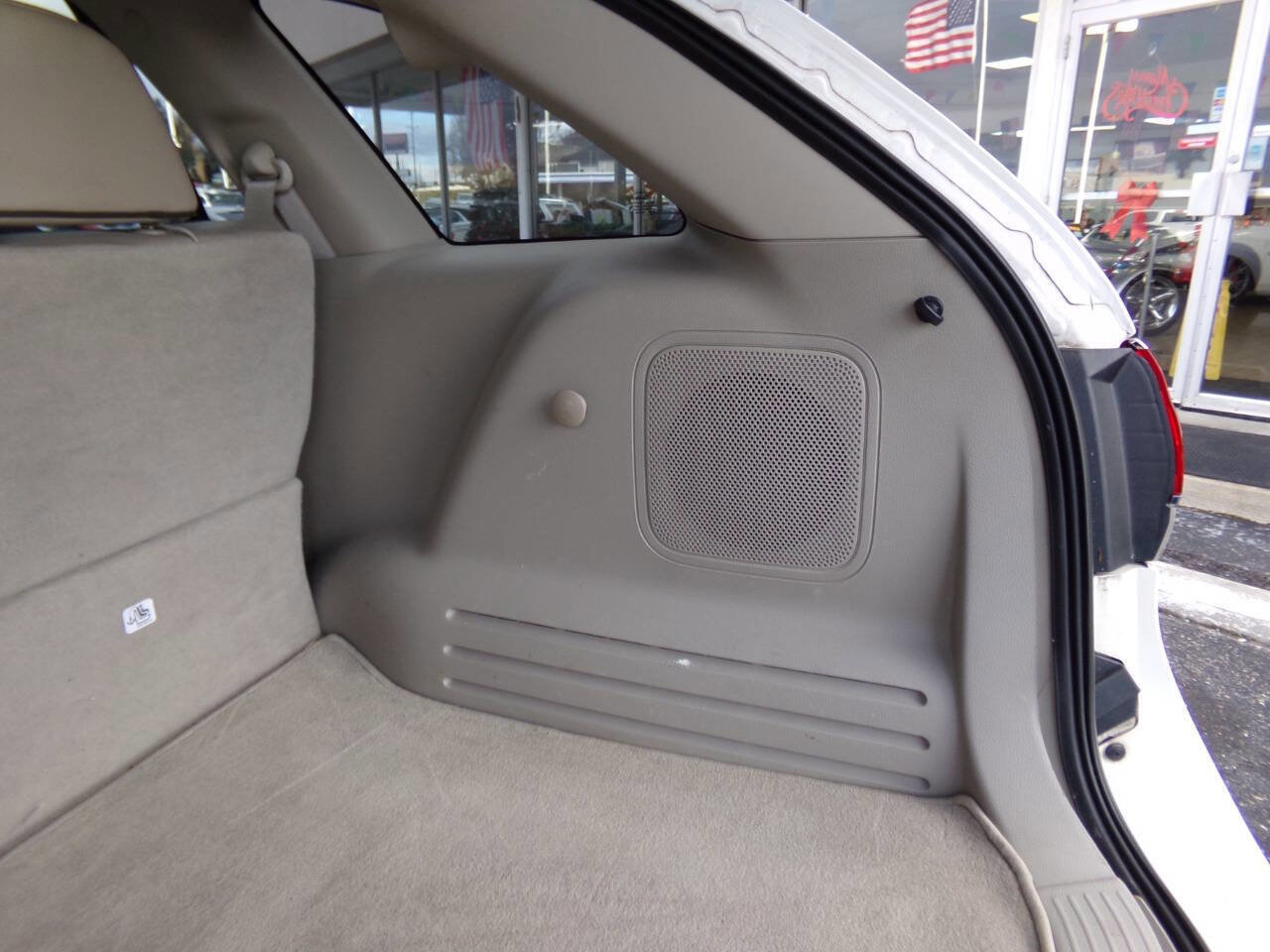 Used 2012 Lincoln MKX FWD image 23