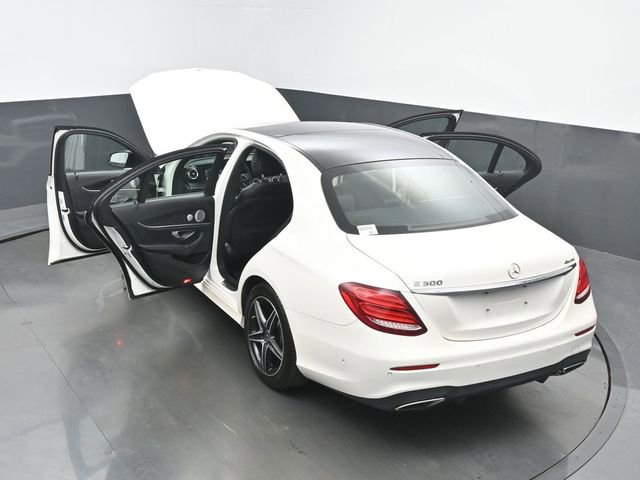 Used 2018 Mercedes-Benz E 300 4MATIC image 62