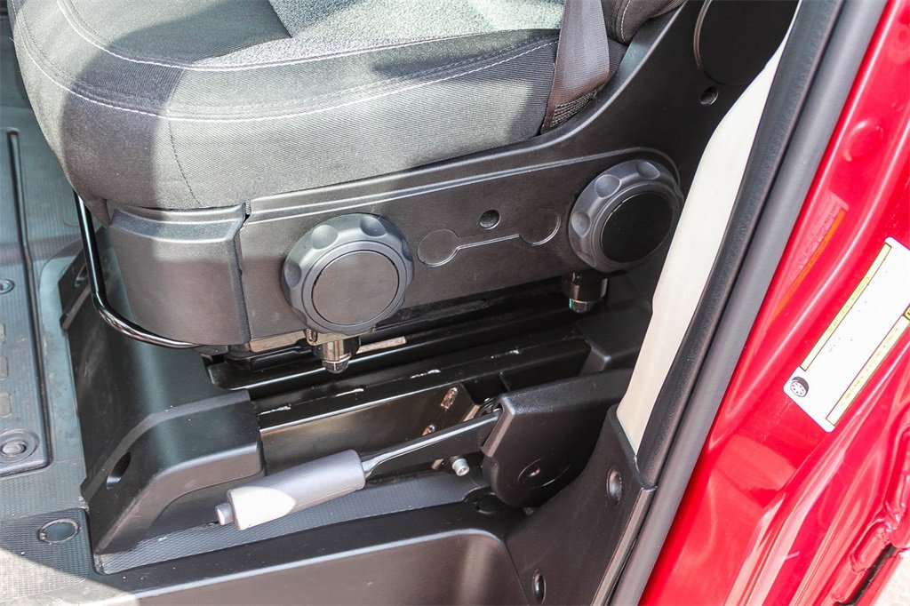 Used 2021 RAM ProMaster 2500 w/ Premium Appearance Group image 35