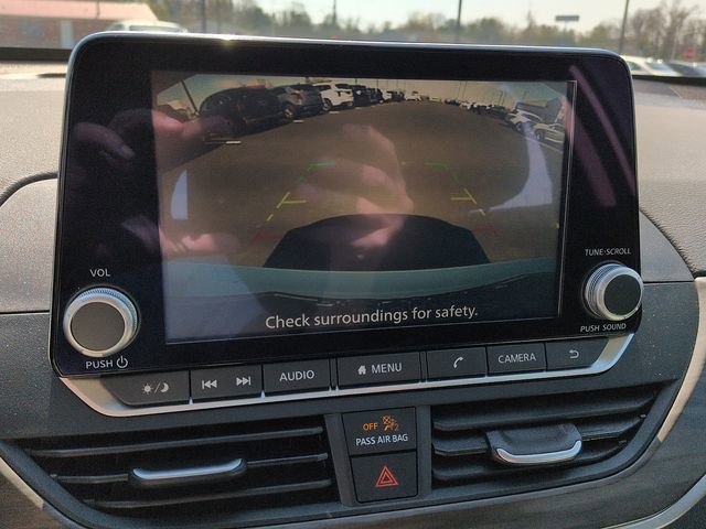 Used 2025 Nissan Altima 2.5 SV image 22