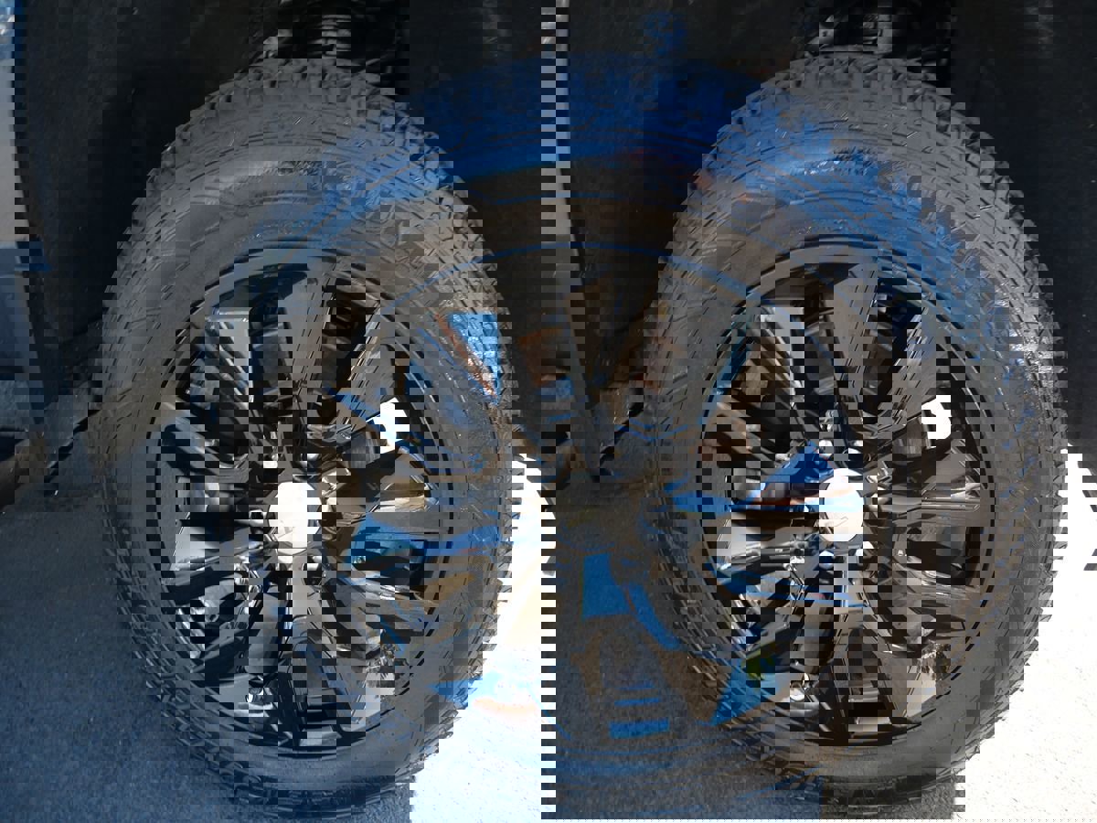 Used 2021 Chevrolet Silverado 1500 Custom image 35