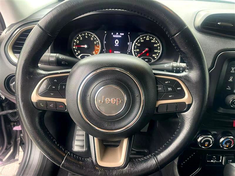 Used 2017 Jeep Renegade Latitude image 10