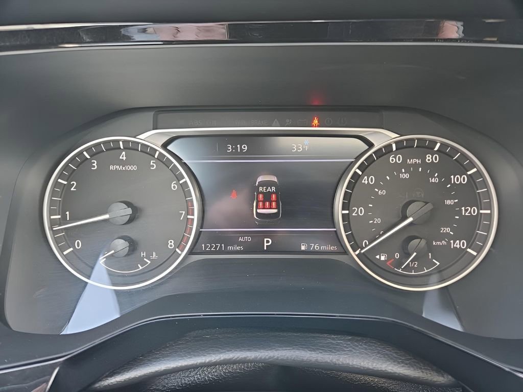 Used 2024 Nissan Pathfinder SL w/ SL Premium Package image 16