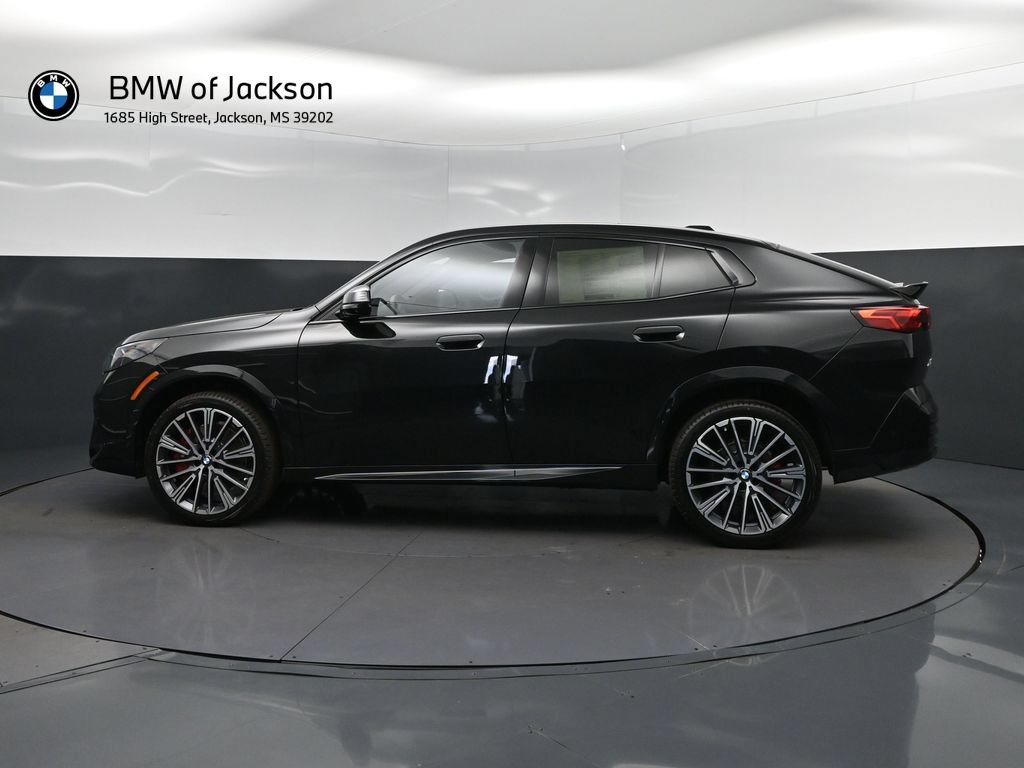 New 2026 BMW X2 xDrive28i w/ Technology Package AWD/4WD image 4