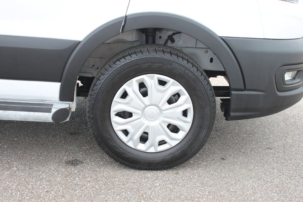 Used 2025 Ford Transit 250 Low Roof w/ Exterior Upgrade Package image 5