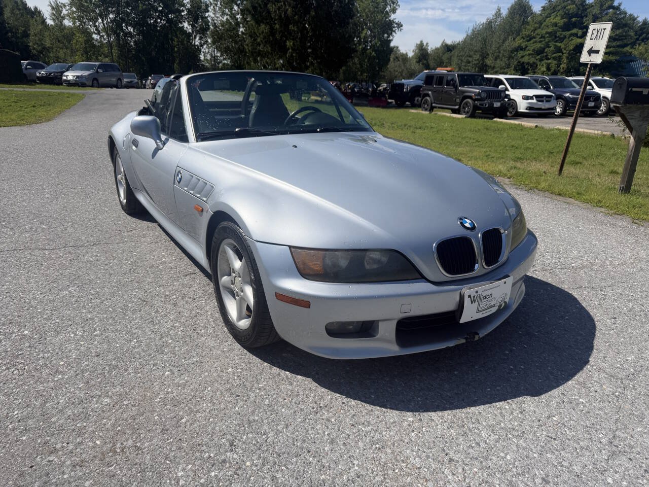 Used 1999 BMW Z3 2.5i RWD image 7