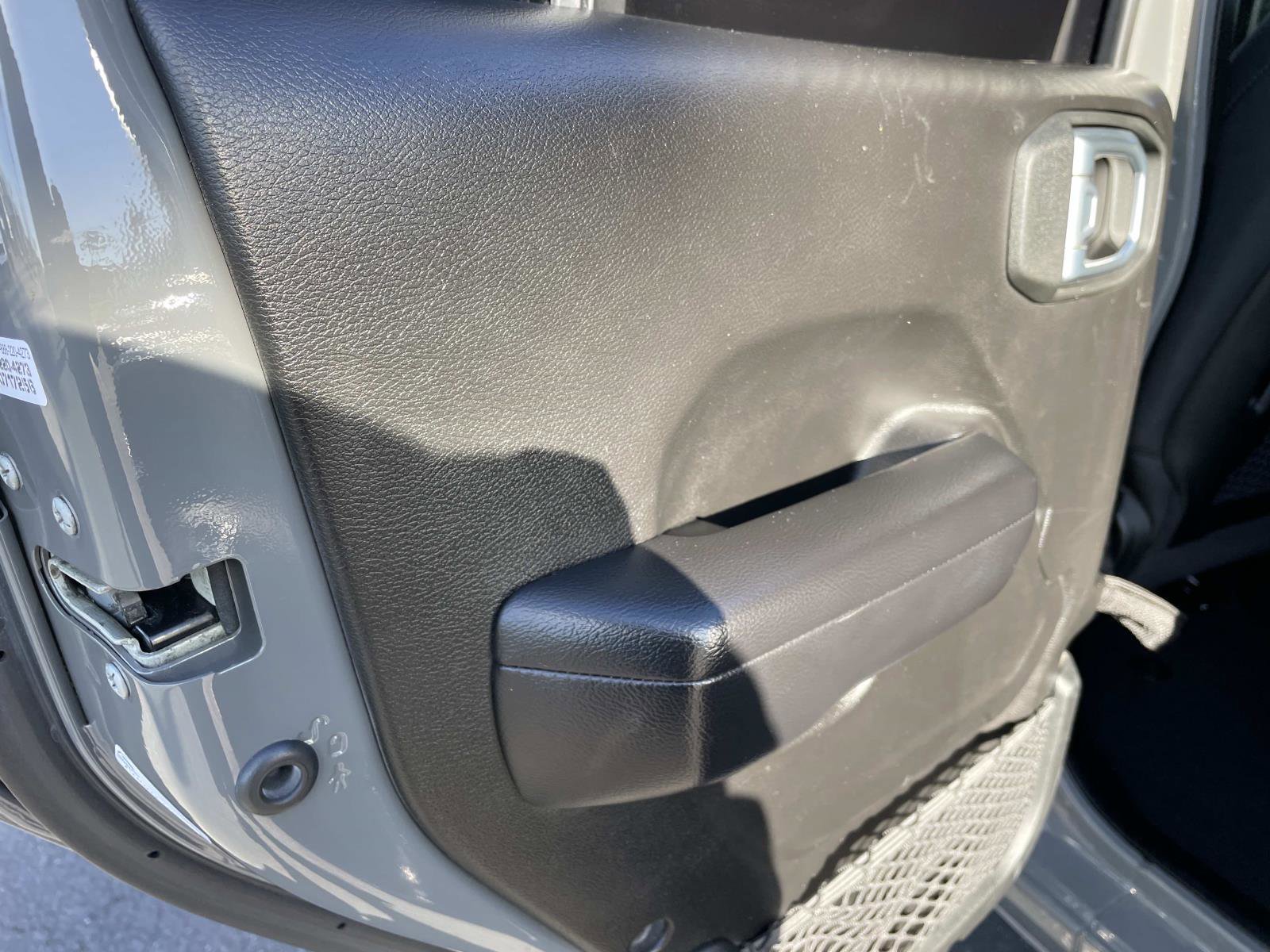 Used 2021 Jeep Wrangler Unlimited Rubicon image 22