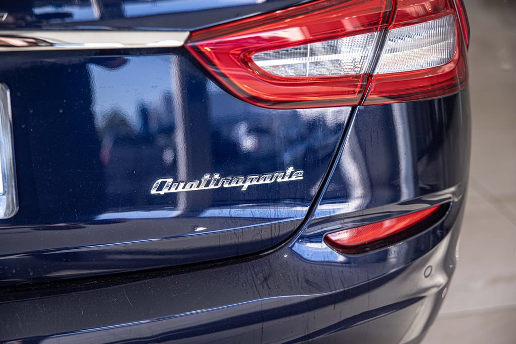 Used 2014 Maserati Quattroporte S Q4 AWD/4WD image 15