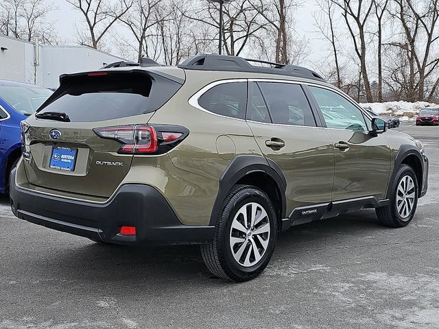 Used 2024 Subaru Outback Premium image 6