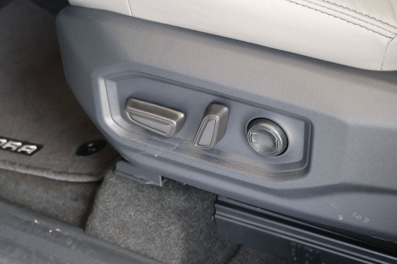 Used 2026 Toyota Tundra Limited RWD image 24