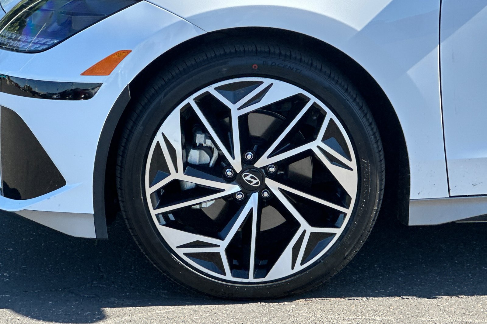 Used 2024 Hyundai Ioniq 6 SEL RWD image 25