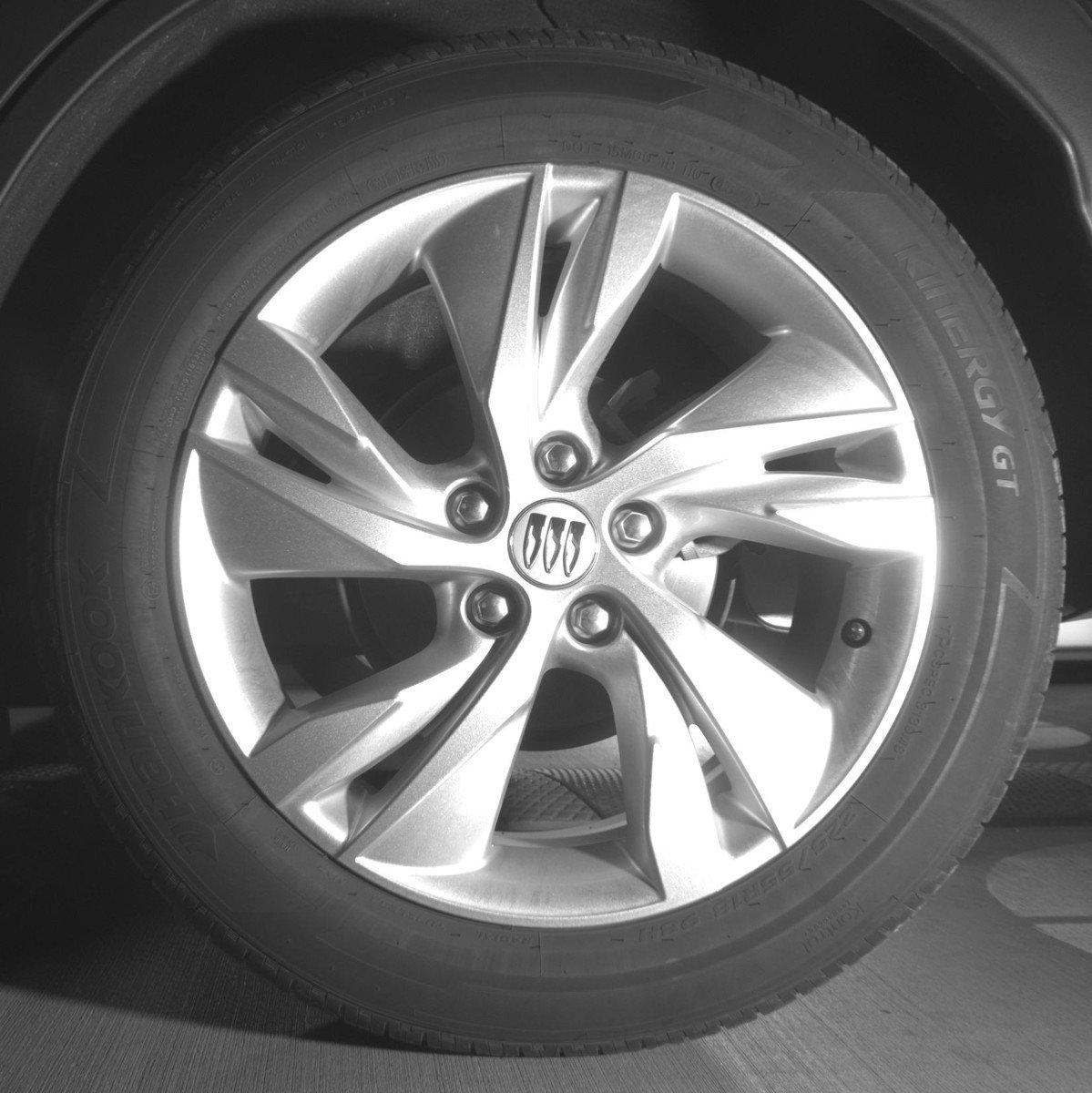 Used 2025 Buick Encore GX Preferred FWD image 14