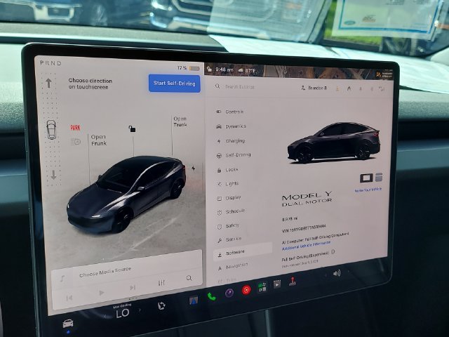 Used 2026 Tesla Model Y Long Range AWD/4WD image 26
