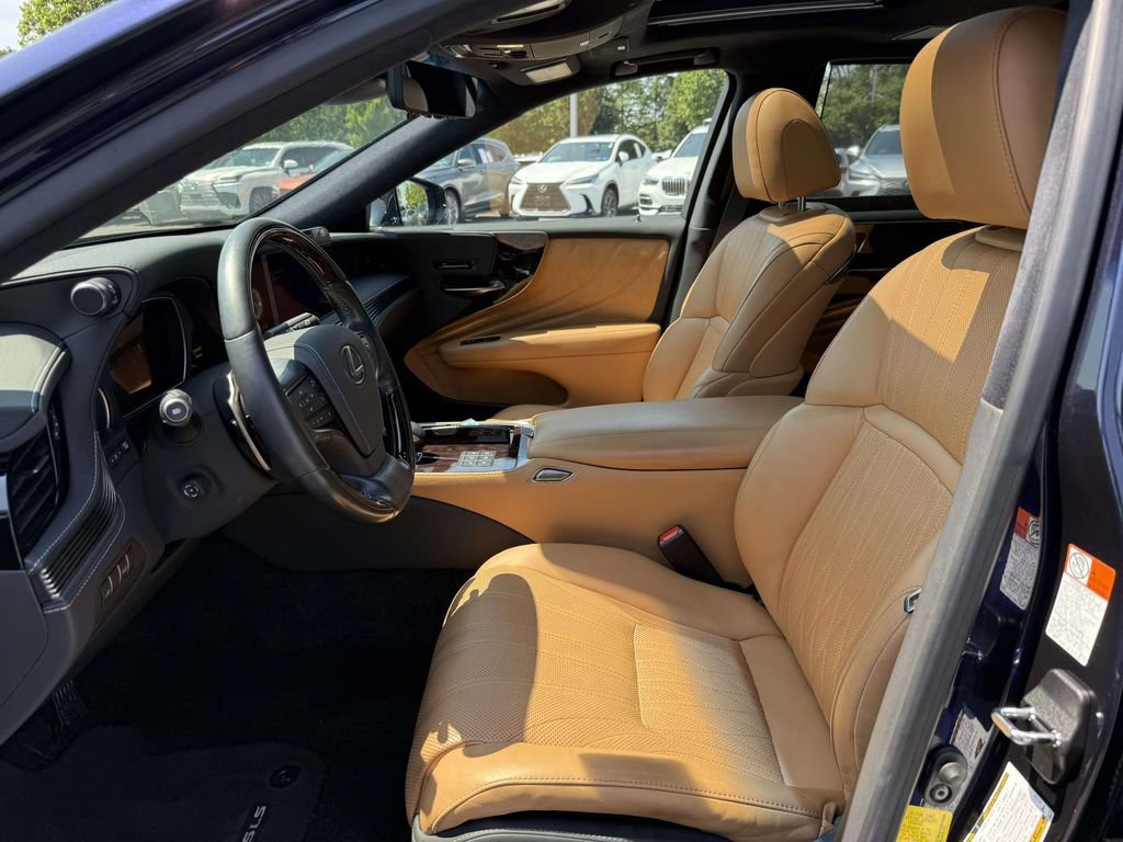 Used 2023 Lexus LS 500 AWD w/ Luxury Package image 13