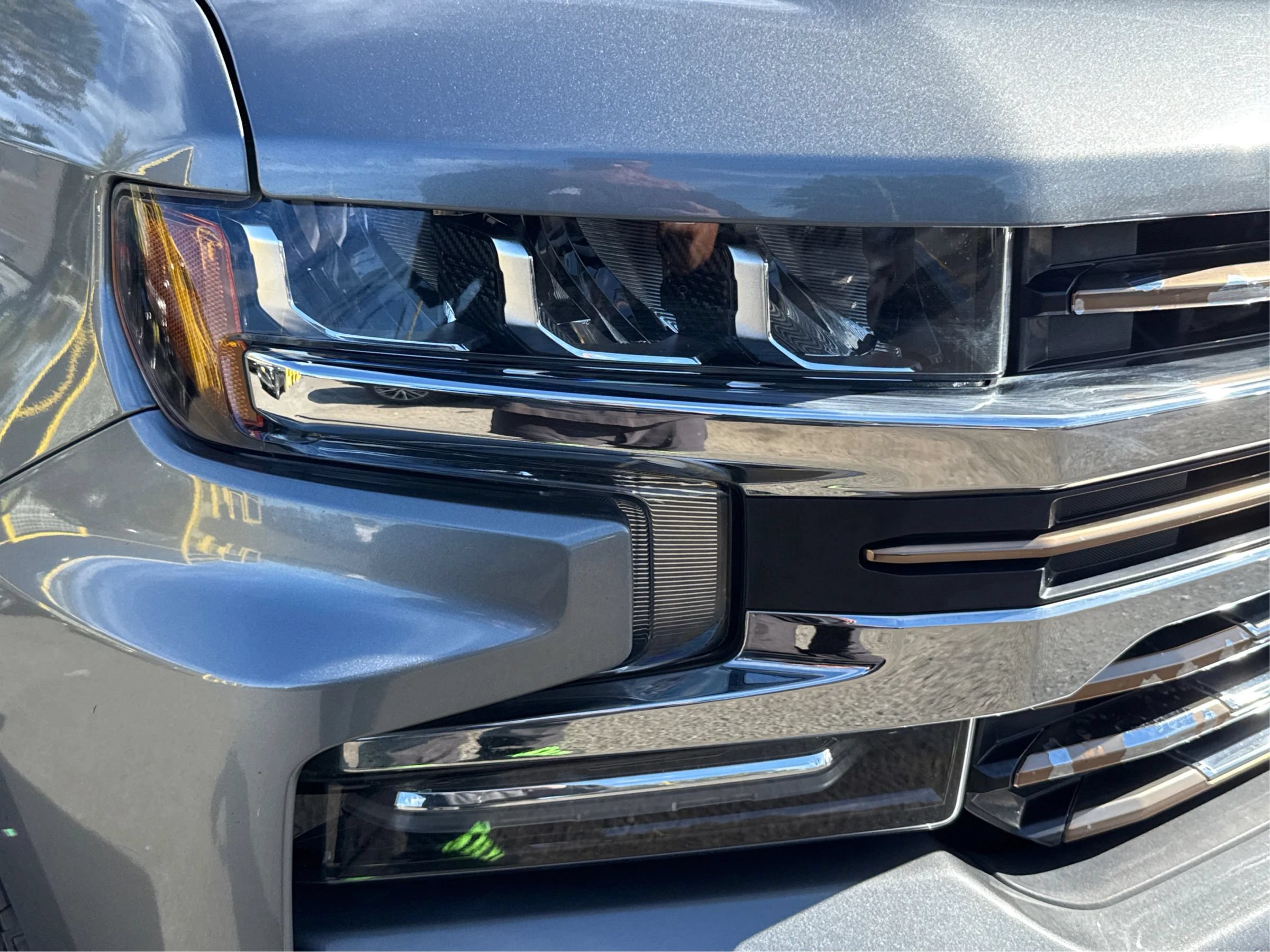 Used 2019 Chevrolet Silverado 1500 High Country w/ Technology Package AWD/4WD image 22