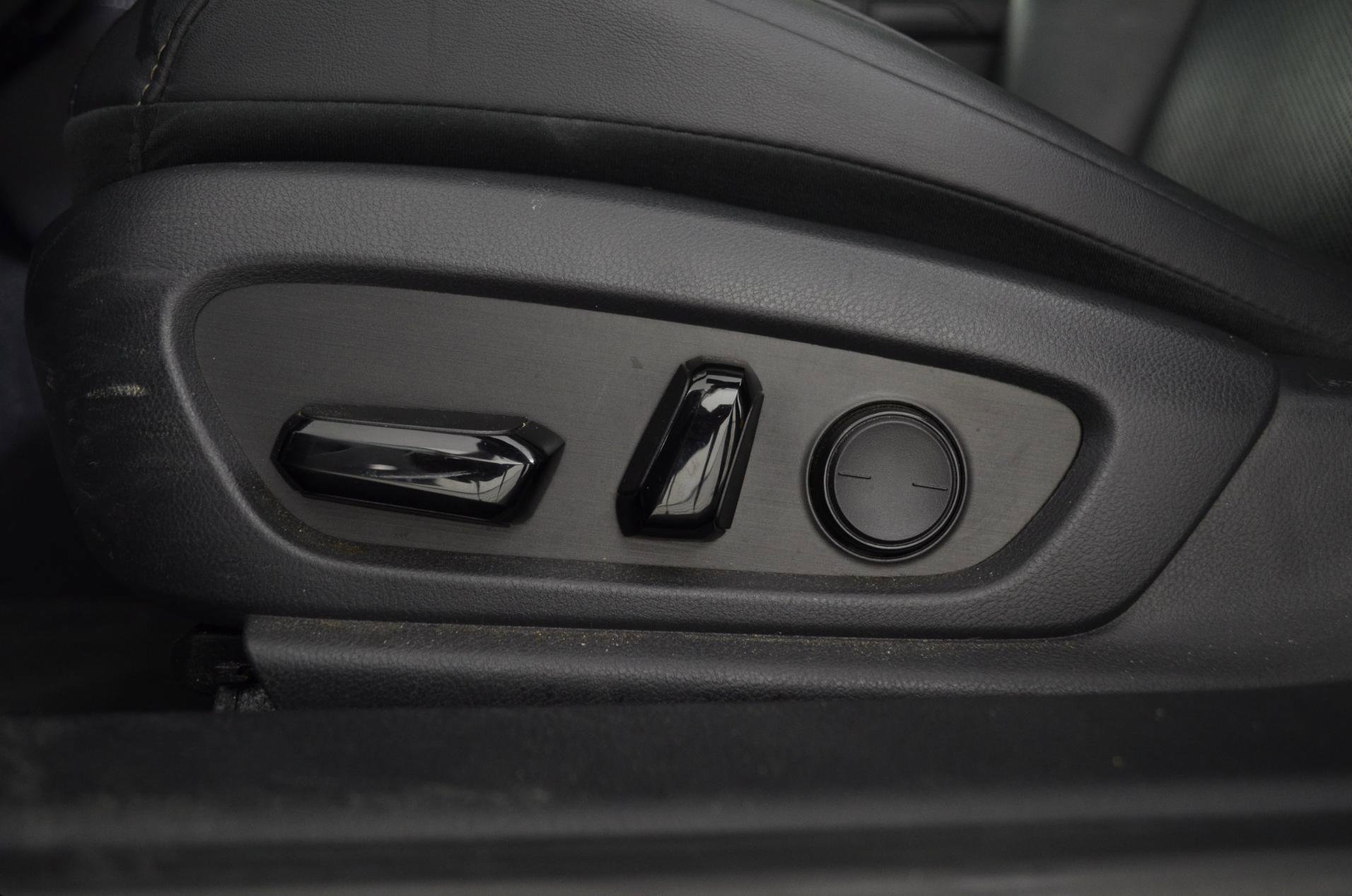 Used 2019 Lexus ES 350 w/ Accessory Package 2 FWD image 16