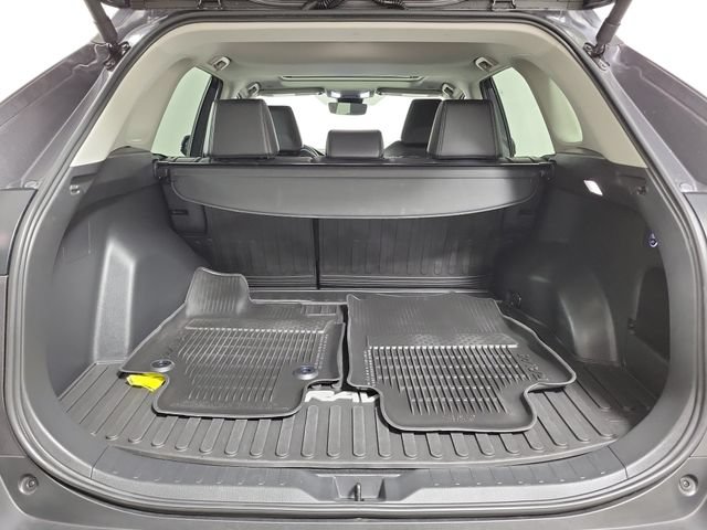 Used 2024 Toyota RAV4 XLE Premium FWD image 10
