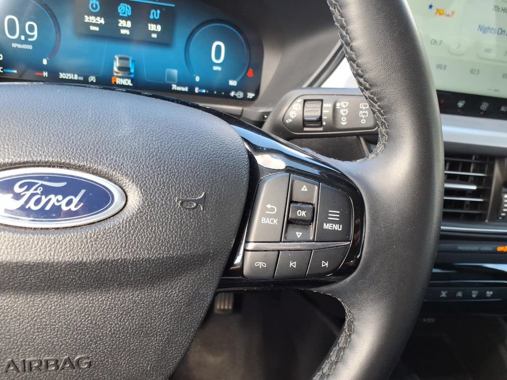 Used 2025 Ford Escape Platinum AWD/4WD image 21
