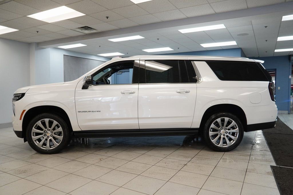 New 2025 Chevrolet Suburban Premier image 4