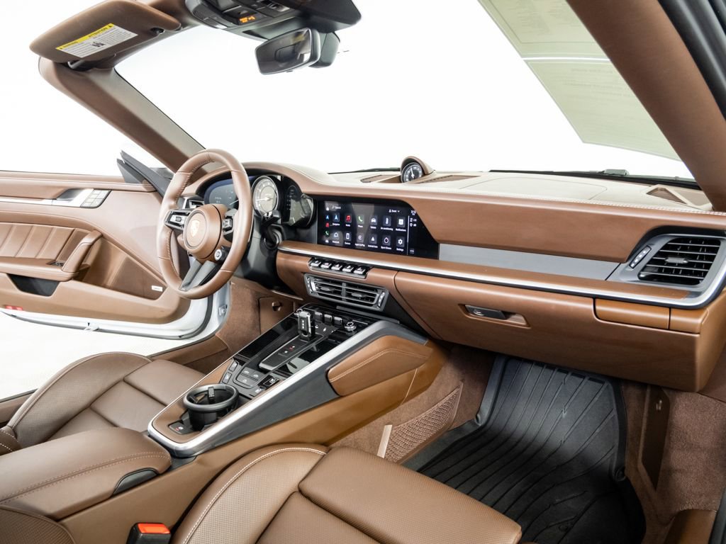 Certified 2024 Porsche 911 Carrera GTS image 22