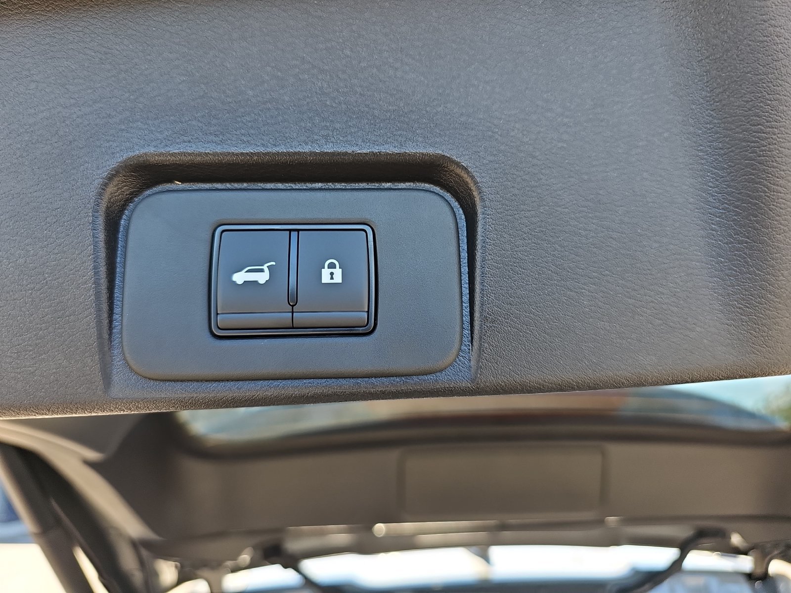 New 2027 Nissan Rogue Dark Armor FWD image 34