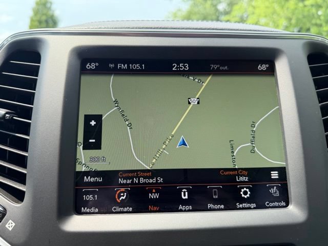 Certified 2023 Jeep Cherokee Altitude Lux w/ Lux Elite Package AWD/4WD image 18