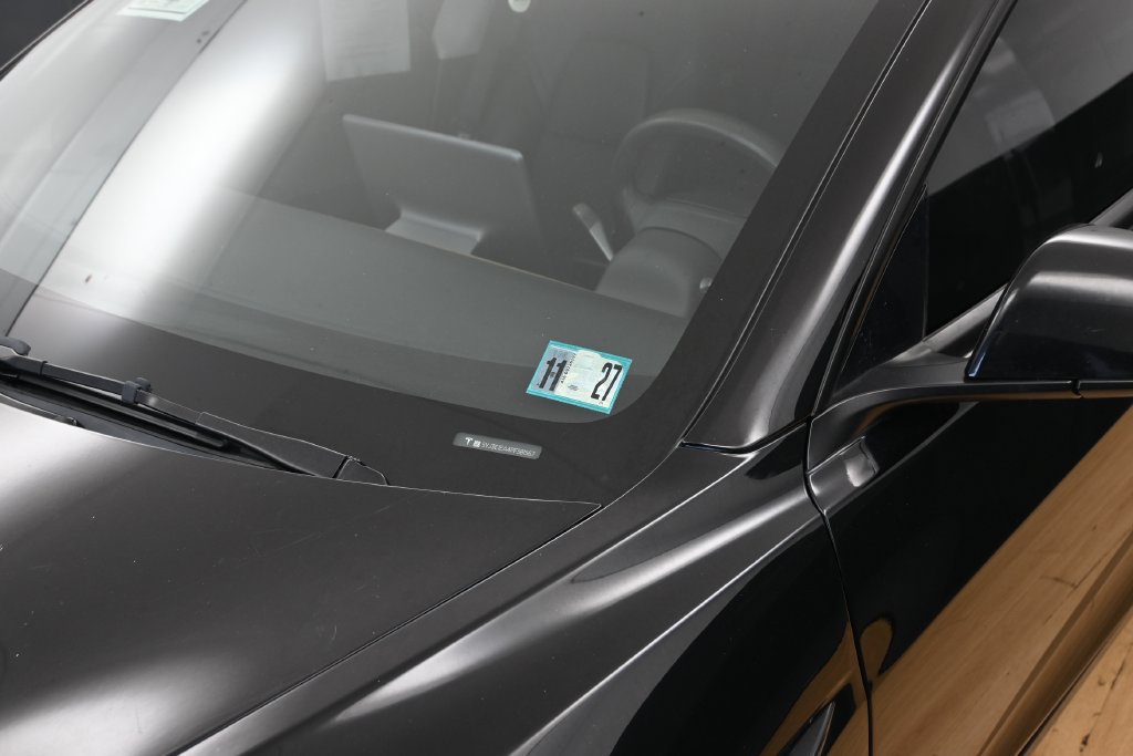Used 2023 Tesla Model 3 Standard Range RWD image 5