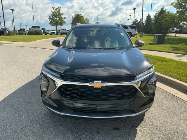 Used 2024 Chevrolet Trax LT w/ Driver Confidence Package FWD image 9