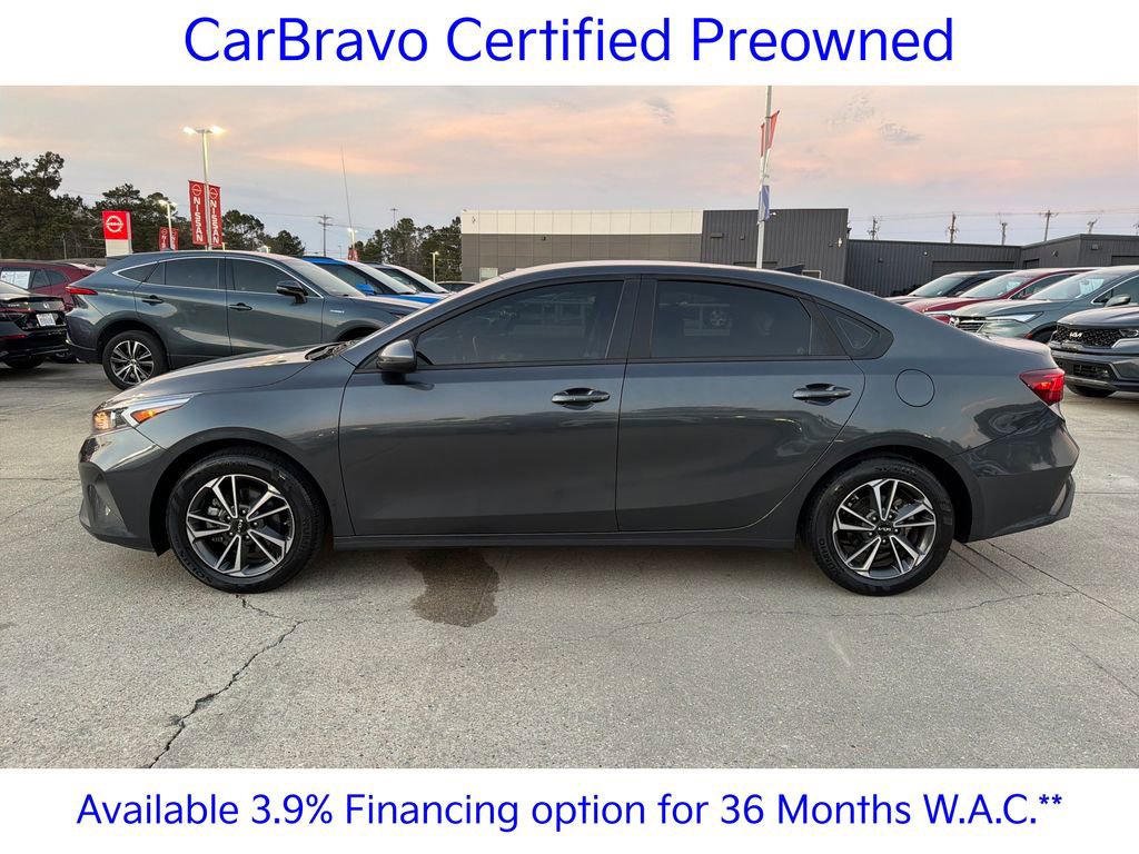 Used 2023 Kia Forte LXS image 3