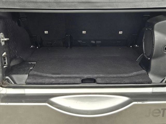 Used 2014 Jeep Wrangler Freedom Edition image 6