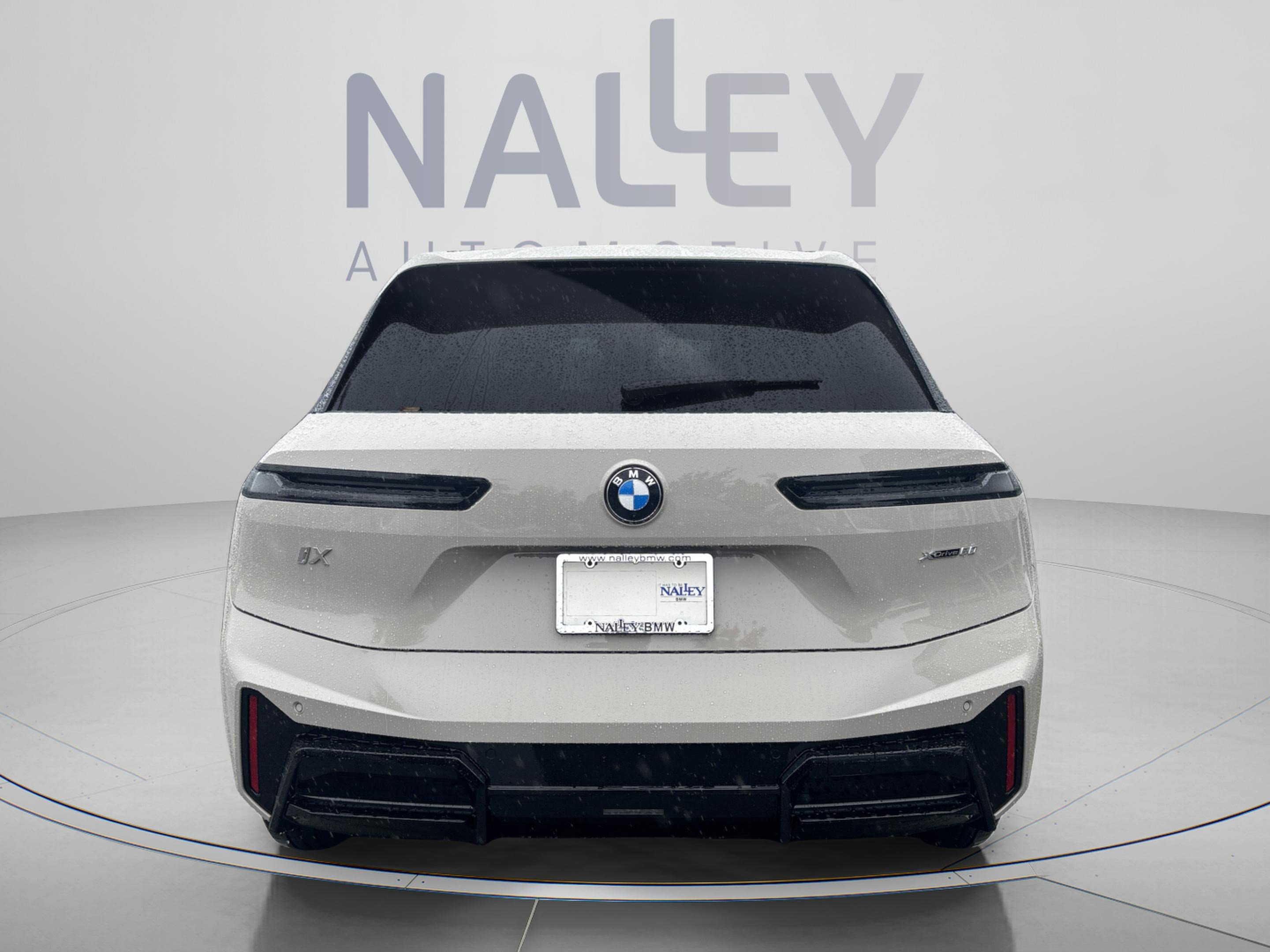 Used 2026 BMW iX xDrive60 w/ M Sport Package image 4