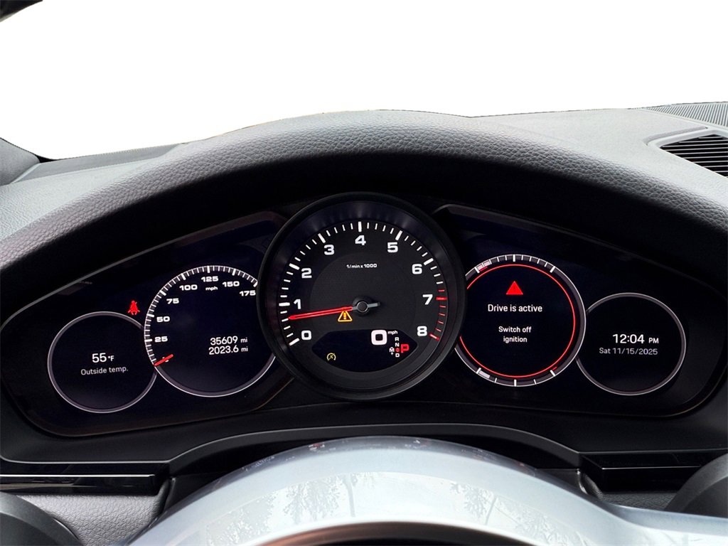 Used 2022 Porsche Cayenne image 13