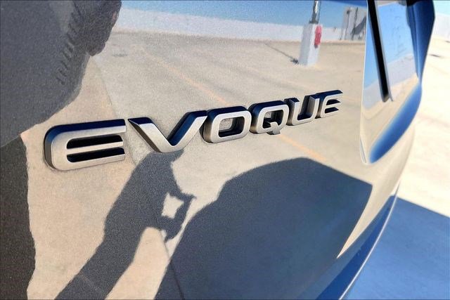 New 2025 Land Rover Range Rover Evoque Dynamic SE AWD/4WD image 8