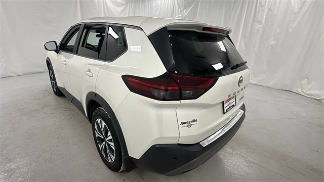 Used 2023 Nissan Rogue SV image 5