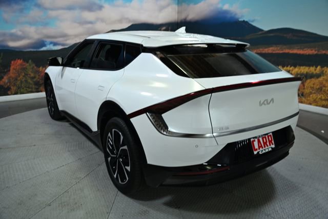 Used 2024 Kia EV6 Wind image 11