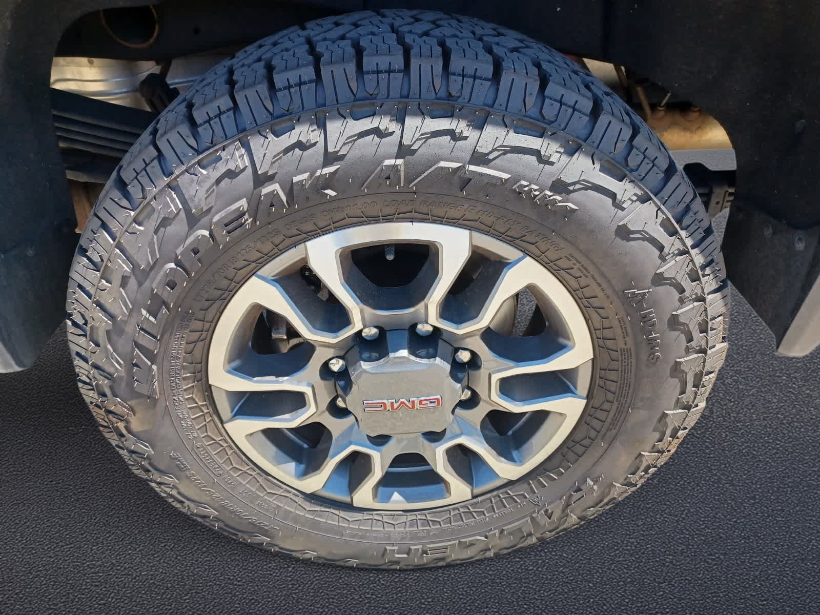Used 2023 GMC Sierra 2500 AT4 AWD/4WD image 23