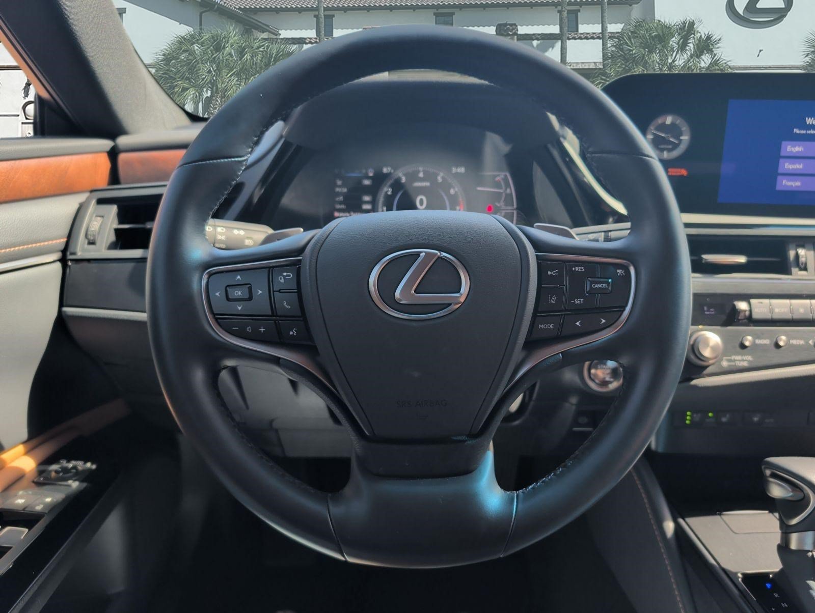 Certified 2025 Lexus ES 350 w/ Premium Package FWD image 13