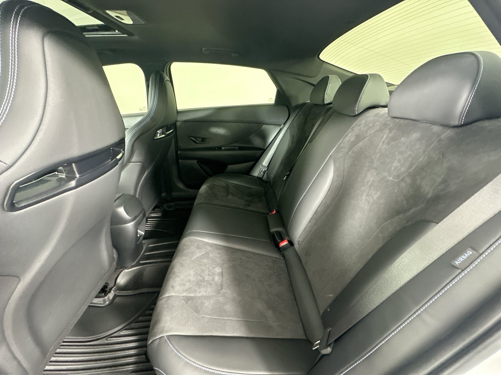 Used 2026 Hyundai Elantra N FWD image 37