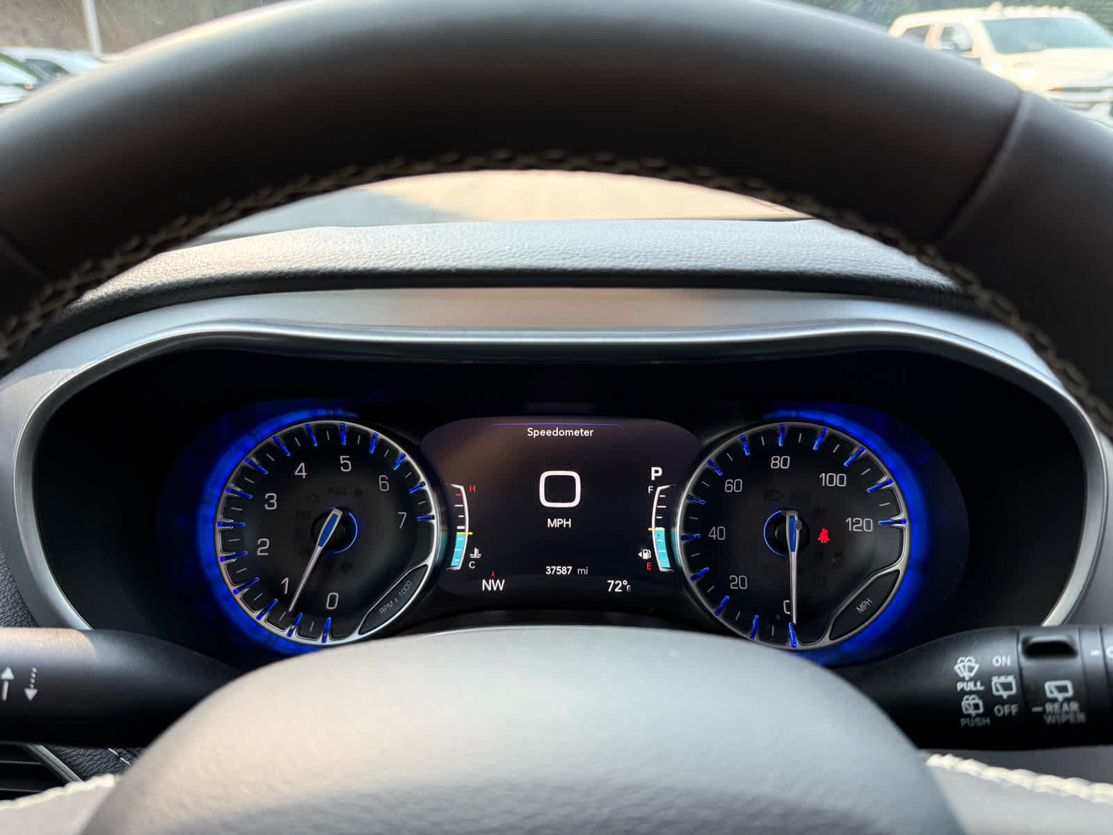 Used 2025 Chrysler Pacifica Limited FWD image 15
