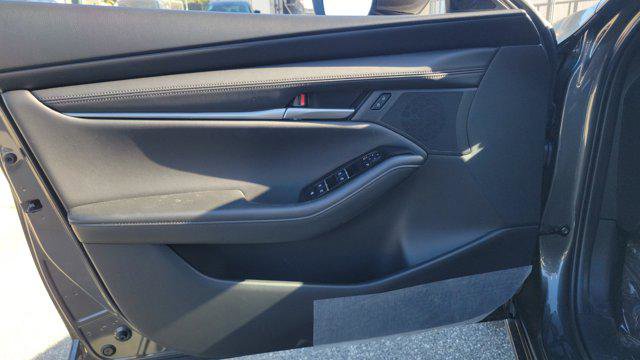 New 2026 MAZDA MAZDA3 2.5 S Sedan w/ Preferred Pkg image 17
