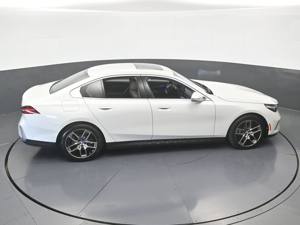 Used 2026 BMW 540i xDrive AWD/4WD image 57
