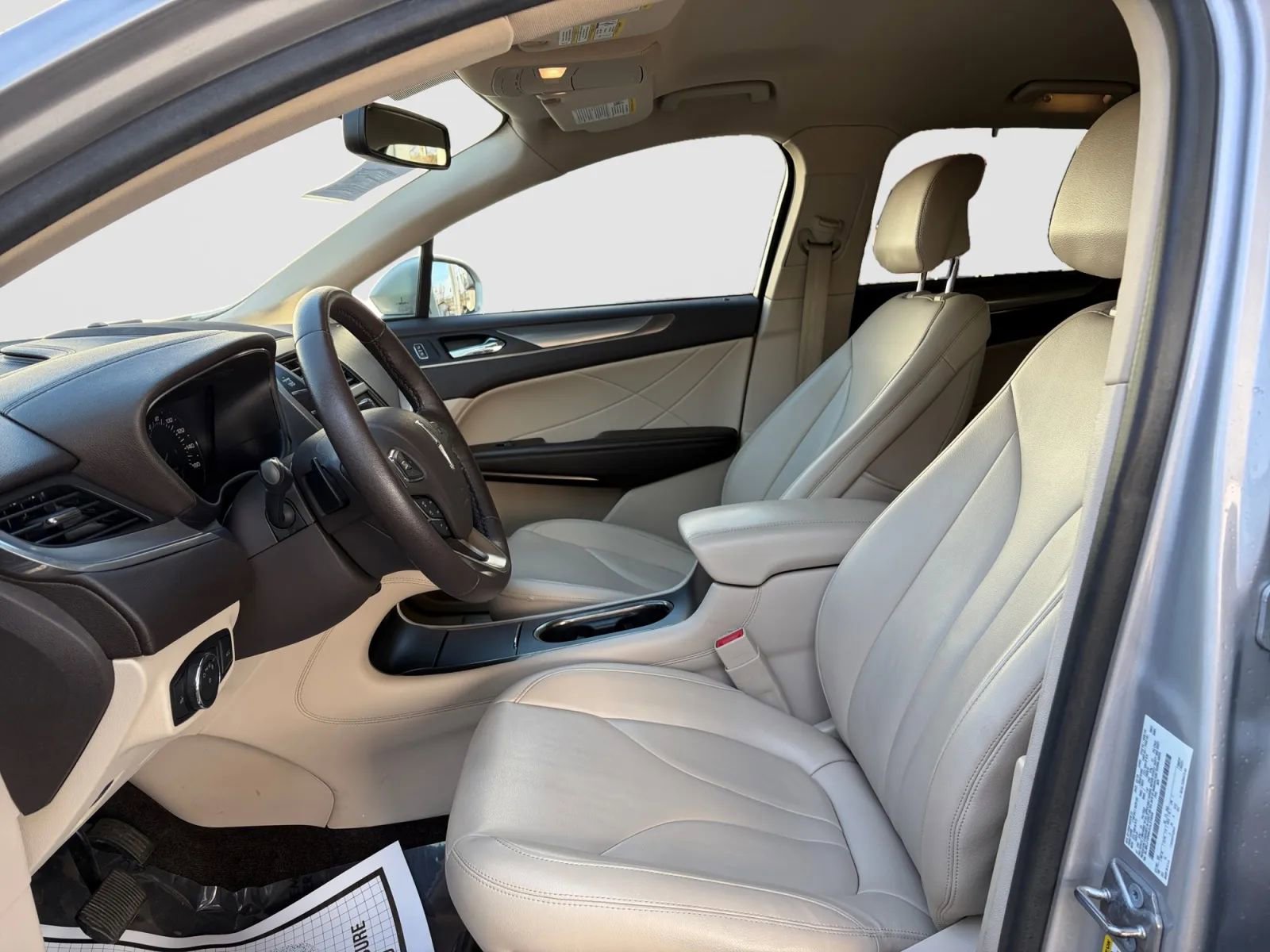 Used 2018 Lincoln MKC Premiere image 10