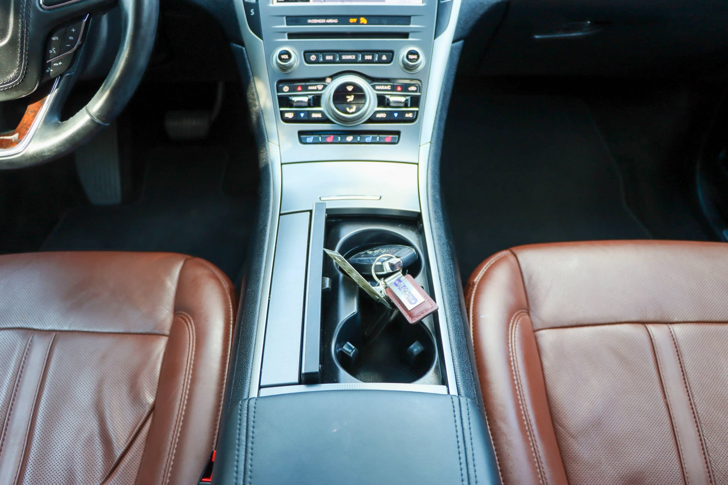 Used 2019 Lincoln MKZ Reserve w/ Luxury Package FWD image 26
